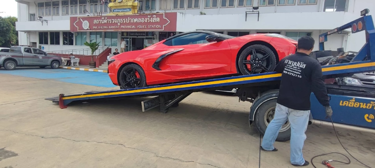 ผู้การฯ ปทุม นำหมายศาล ค้นอู่ดัง เจอแล้ว ซูเปอร์คาร์ มูลค่า 9 ล้าน
