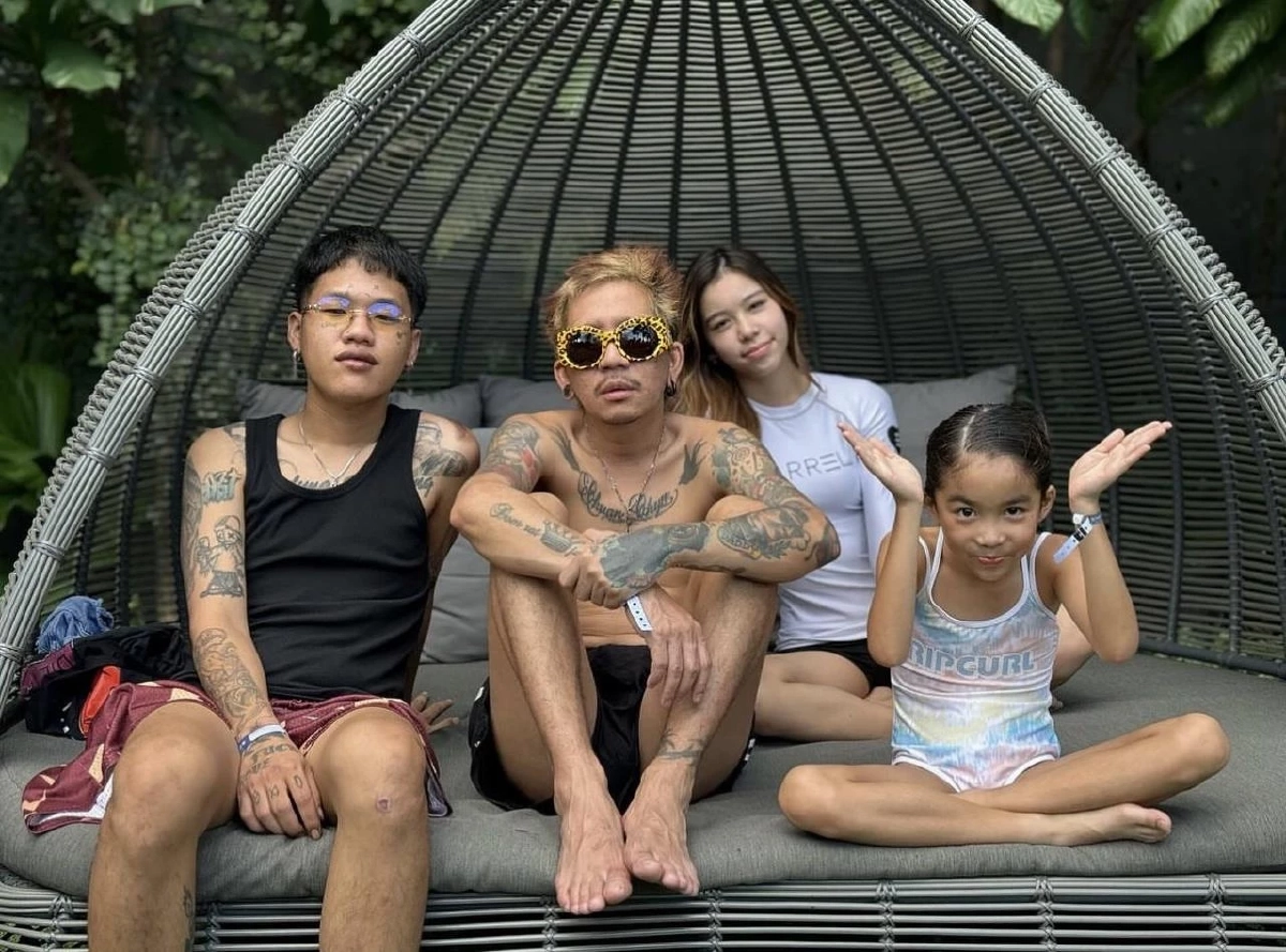 \"แจ๊ส ชวนชื่น\" ตอบดราม่า \"เจแปน\" ลูกชาย บอกเป็นเด็กสลัม