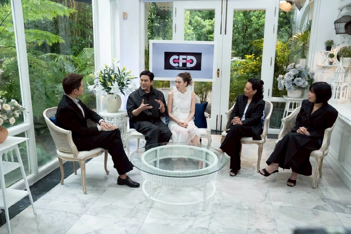 ช็อก! \"ป๋อ ณัฐวุฒิ - เอ๋ พรทิพย์\" ทะเลาะหนัก วางแผนหย่า เบื้องหลังชีวิตคู่