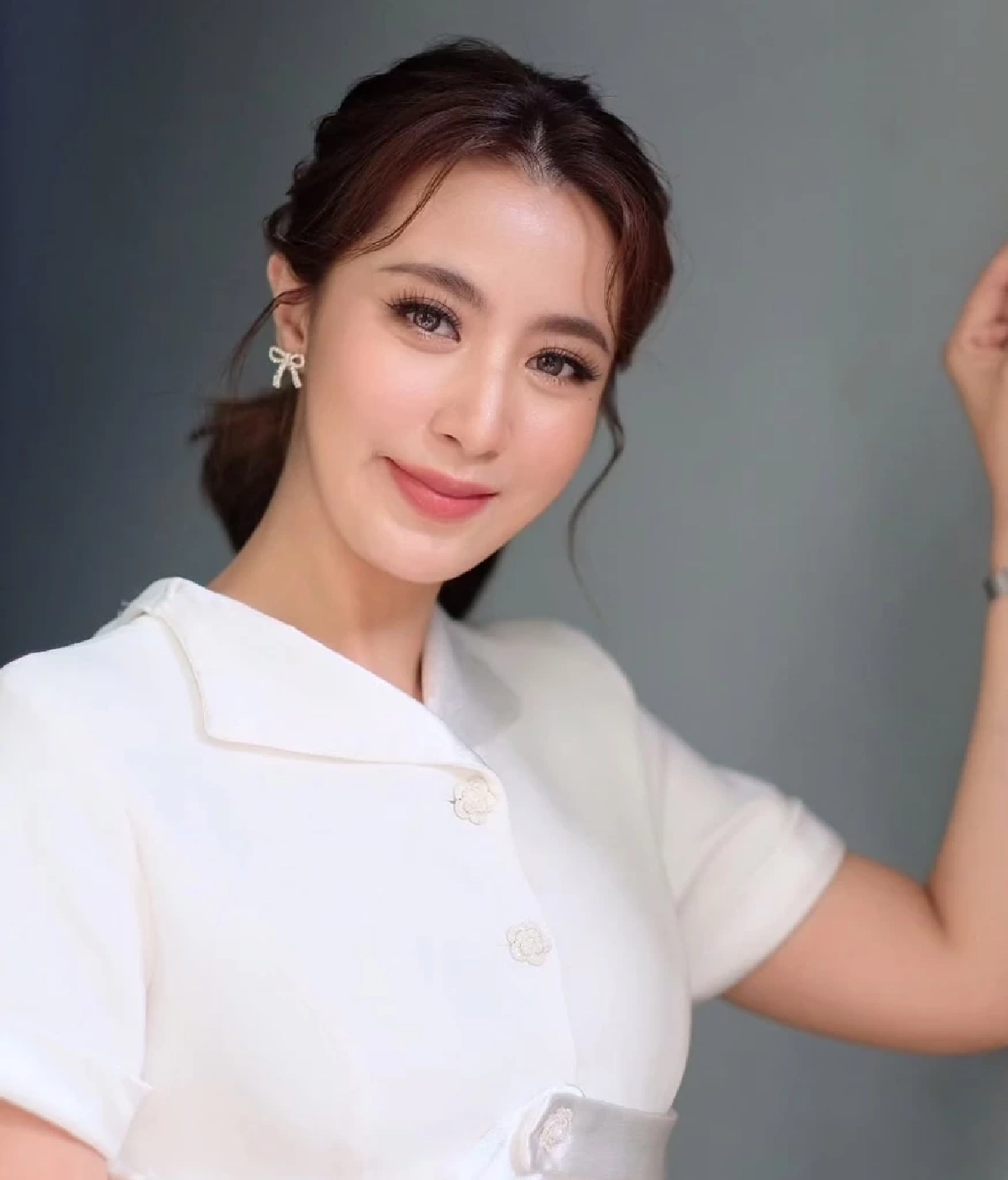 ส่อง! \'เฟิร์น สุชาดา\' เปิดตัวแรง โหมดแซ่บลืมภาพ ผู้ประกาศสายดุ?
