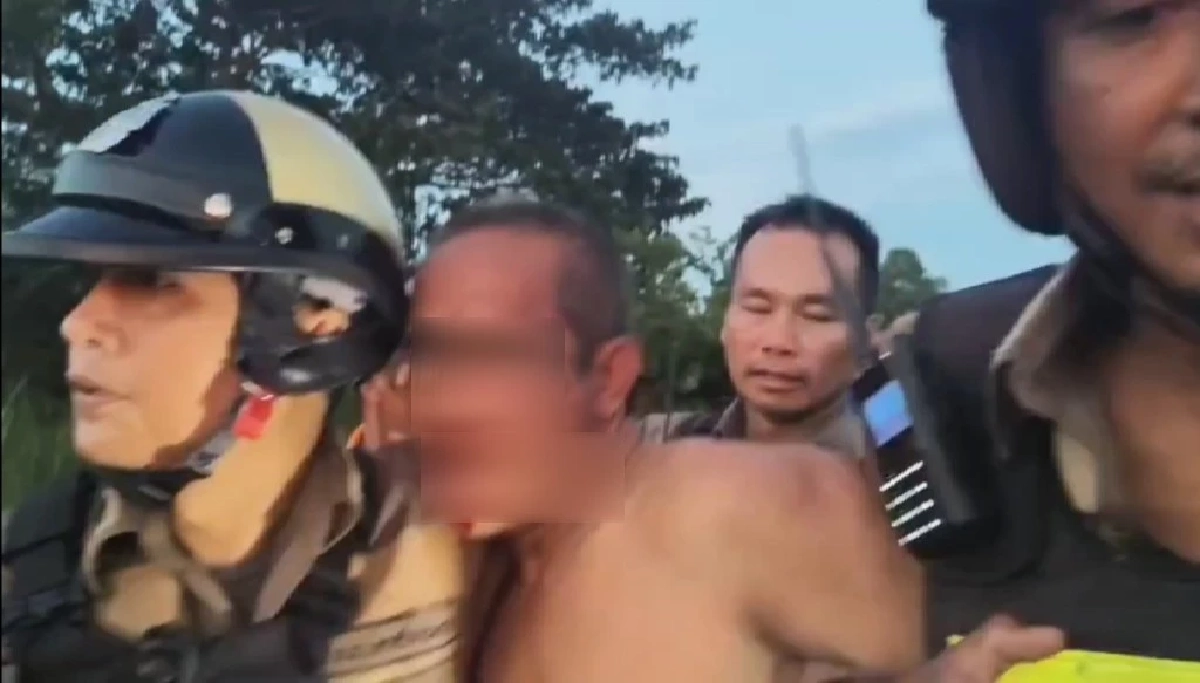 รวบ \"ไอ้ป้อม\" ลวงเยาวชน 13 ปี อนาจาร ชาวบ้านแค้นรุมย้ำเกือบสลบคาทุ่งนา