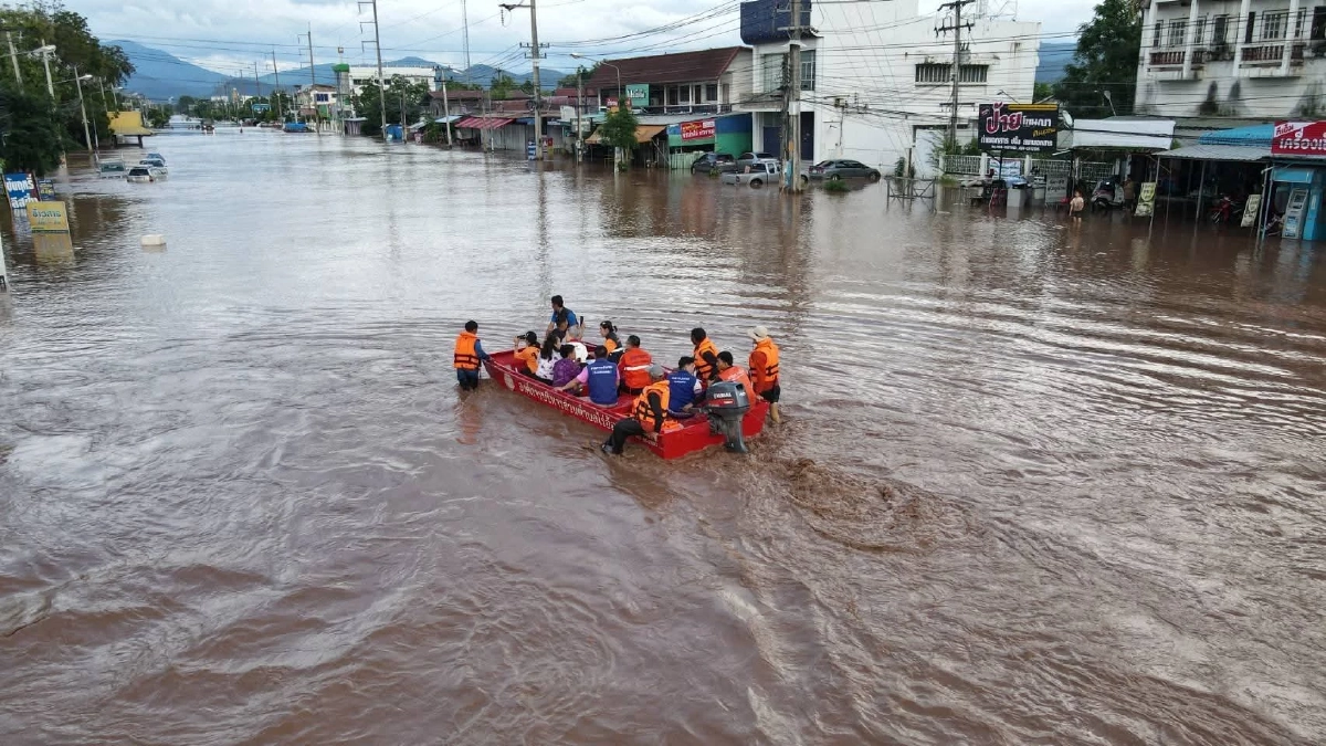 สถานการณ์ น้ำท่วมอุตรดิตถ์ ดับ 1 สูญหาย 5 กระทบ 4,356 ครัวเรือน