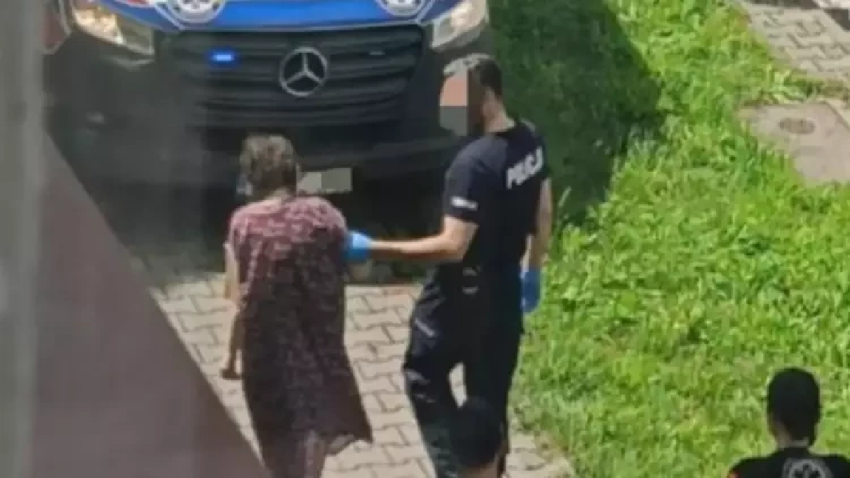 ตร.บุกช่วย หญิงวัย 42 ถูกพ่อแม่แท้ๆ ขังนาน 27 ปี  \"กุเรื่อง\" ลูกโดนลักพาตัว