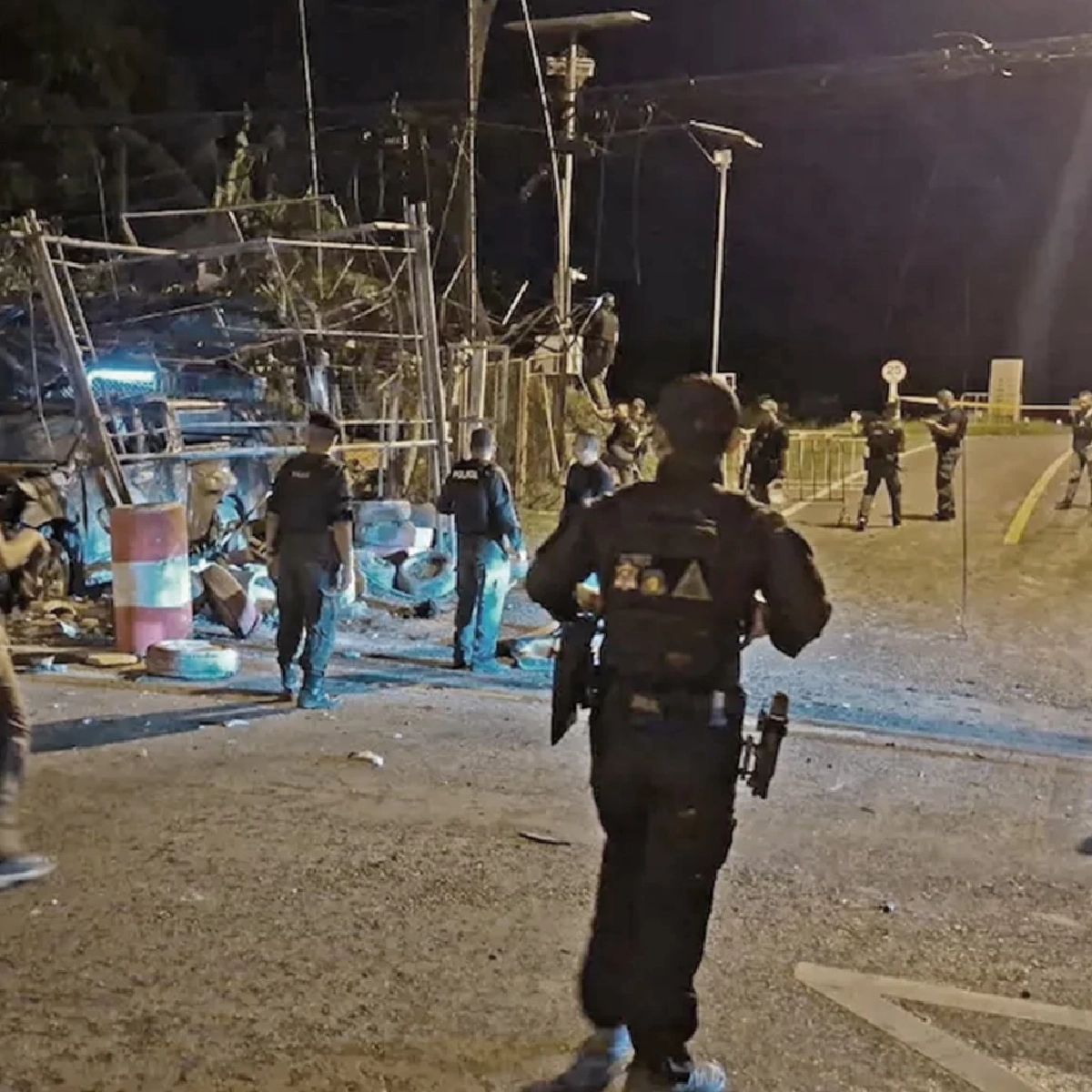 บิ้มใต้! คนร้ายลอบวางระเบิดข้างป้อมตำรวจ จ.ปัตตานี จนท. เจ็บ 1 นาย