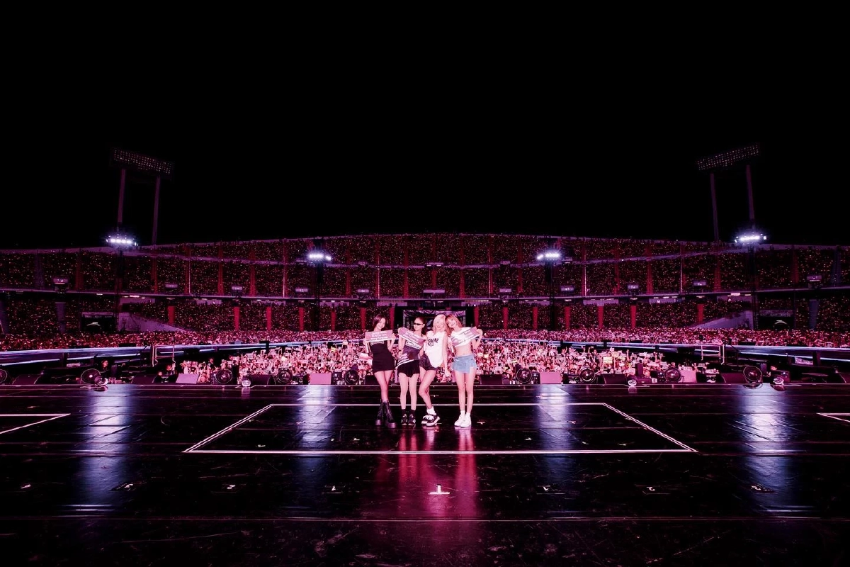 \'ลิซ่า\' โพสต์ขอบคุณข้อความสุดกินใจ \"ไม่มีที่ไหนเหมือนบ้านเรา\"