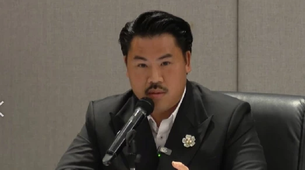 เปิดประวัติรู้จัก “ประธานอีฟ” แห่งมูลนิธิกันจอมพลังช่วยสู้