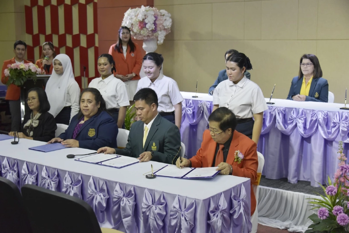 \'มวล. จับมือ 71 รร. สพม.นศ.\' สร้างครูคุณภาพสูง สู่มาตรฐานสากล