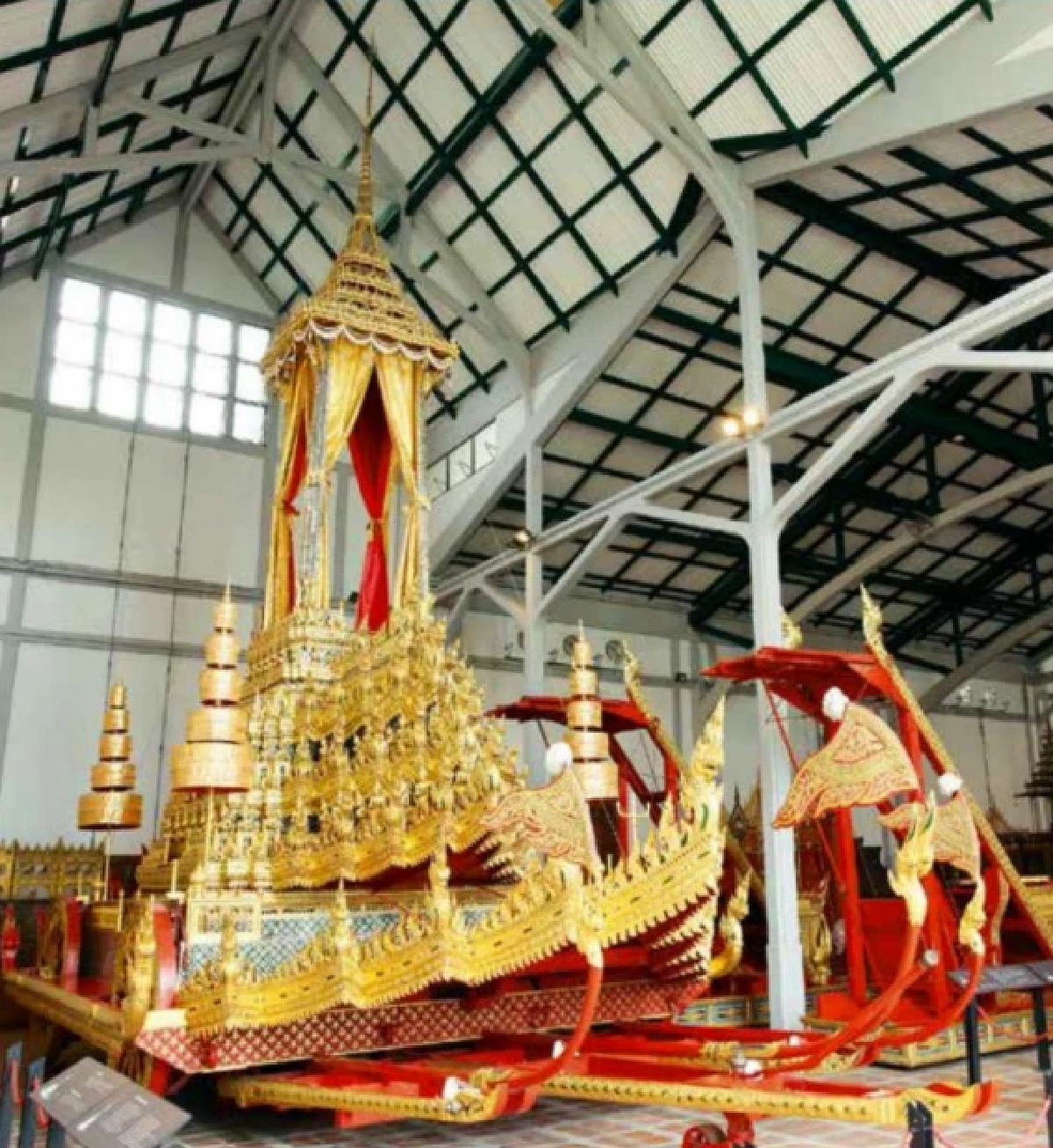 คืบหน้า การเตรียมงานพระราชพิธีถวายพระเพลิงฯ \'สมเด็จพระพันปีหลวง\'
