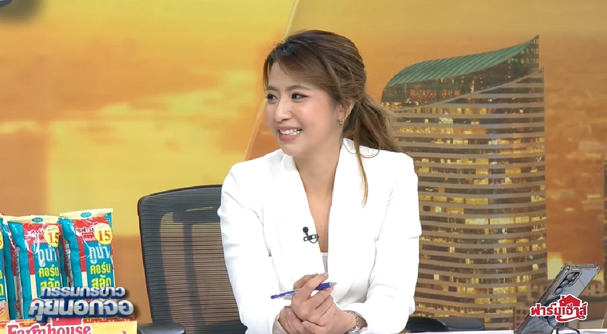 นั่งแทน\'น้องไบร์ท\' เปิดตัวผู้ประกาศสาวสุดจึ้ง \'สรยุทธ ประกบ เฟิร์น สุชาดา\"