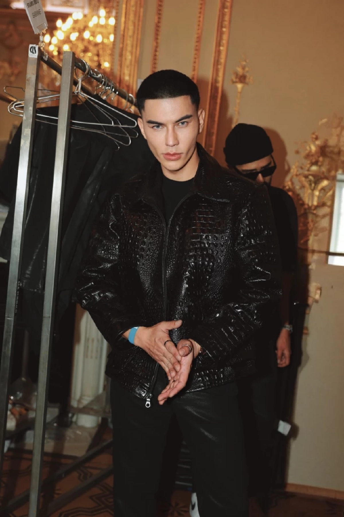 "แจ็ค ไททัส" นายแบบไทยหนึ่งเดียว บนเวที Paris Fashion Week