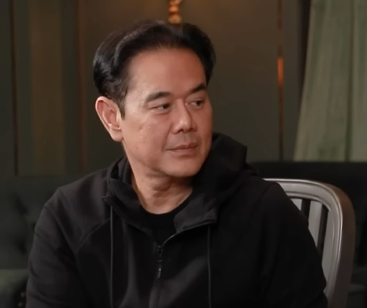 “ดิว อริสรา\" น้ำตาคลอซึ้งใจในวันที่ไม่เหลือใคร “เป๊ก สัณณ์ชัย” ยื่นมือช่วย