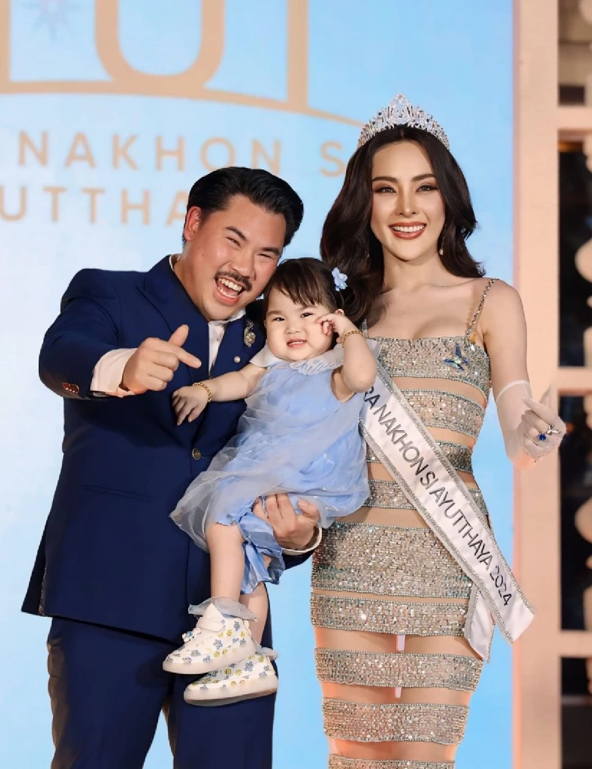 เปิดประวัติ \"กัน จอมพลัง\" จากพ่อค้าบะหมี่ สู่อินฟลูฮีโร่นักบุญ แนบแน่นนักการเมืองดัง?