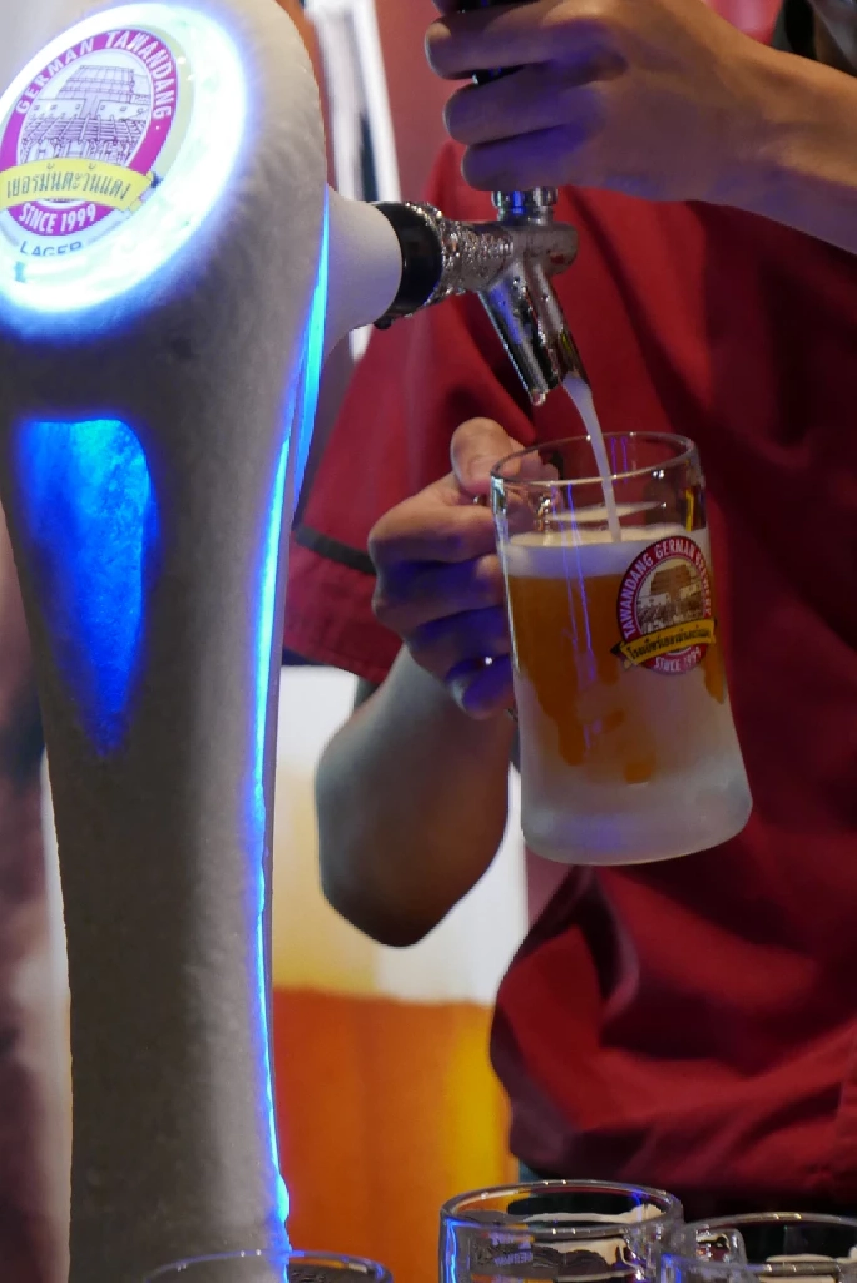 กลุ่มคาราบาว “ส่งเบียร์สดเยอรมันตะวันแดง” บุกตลาดนอกโรงเบียร์