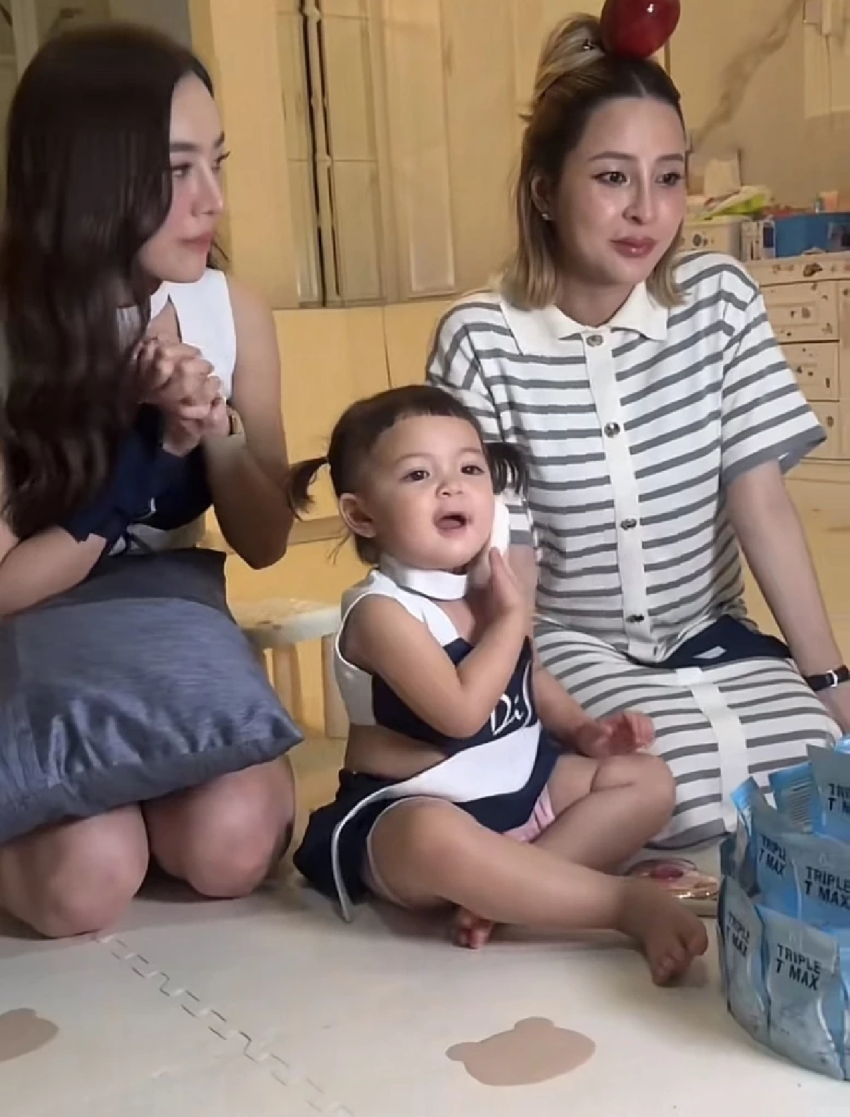 "น้องโมเน่" สร้างตำนานพริตตี้สาว หลังเจอ TikTok สายตรงหาคุณแม่