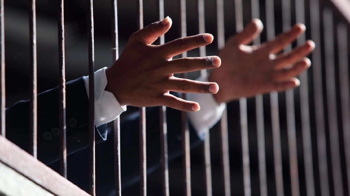 ทนายโต้ “บอสกันต์” โผล่ห้องลับใต้บันได ยัน!ไม่ใช่ VVIP ในคุก! โบ้ยอาจเบี่ยงประเด็นนักโทษจีน