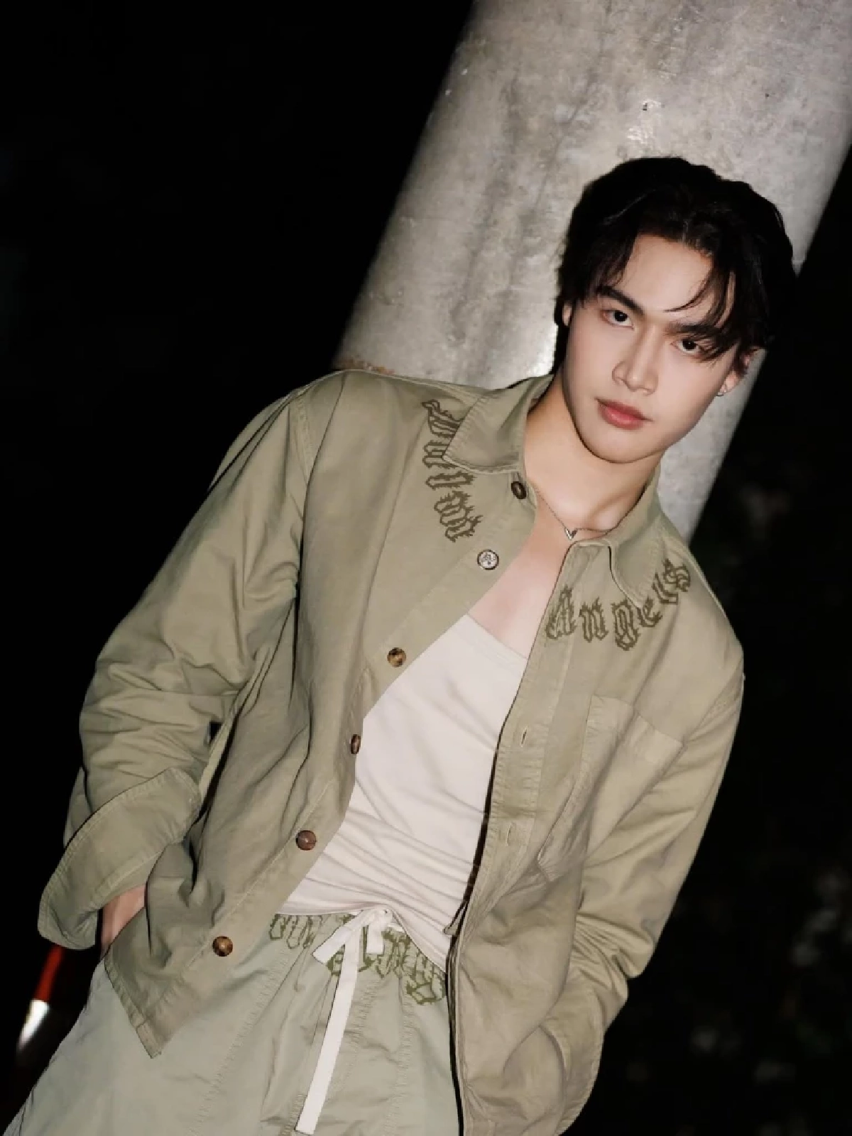 ฟ้าหลังฝน \"คู่จิ้นซีรีส์วาย\" โผล่ซบค่ายใหม่ วงในเม้าส์เตรียมโปรเจกต์เพียบ