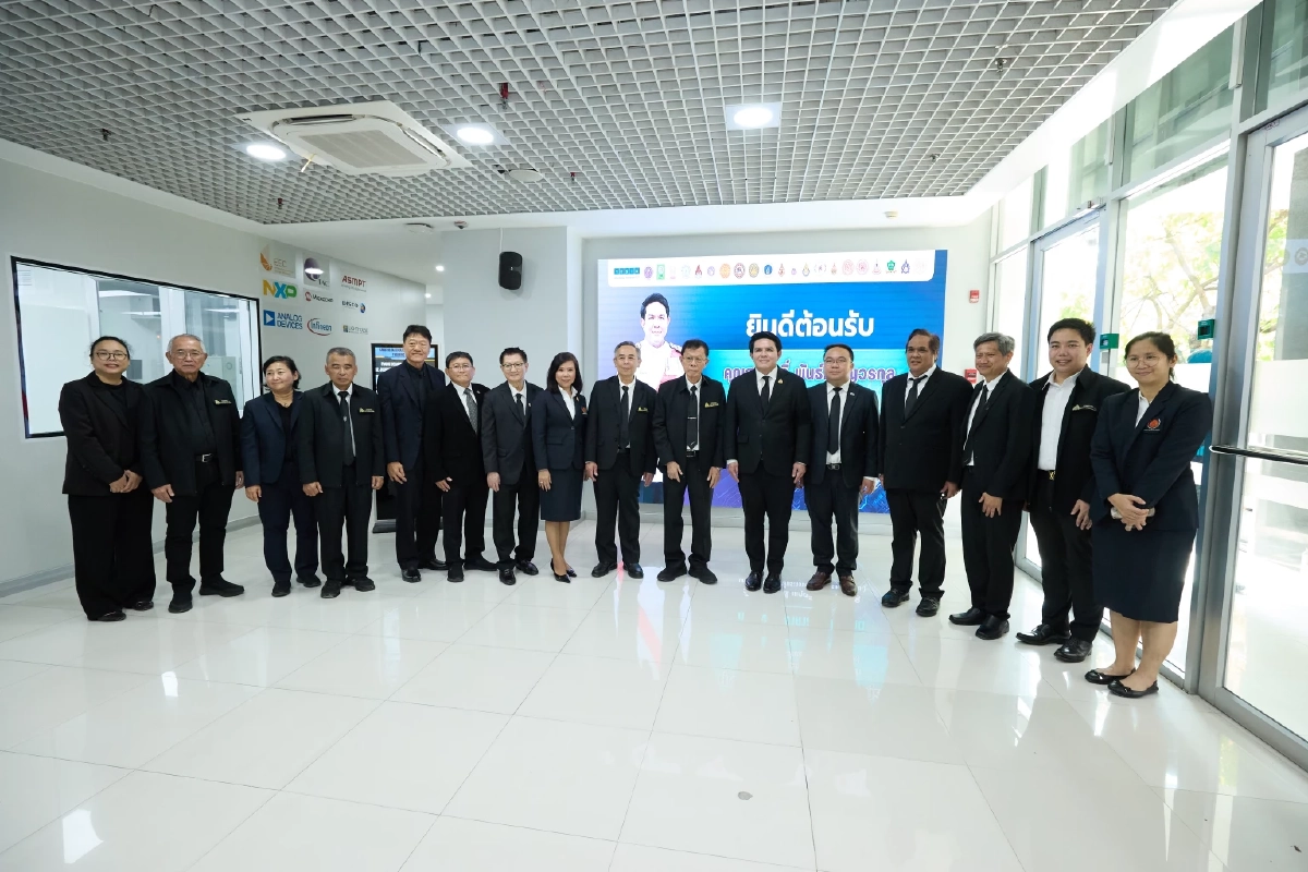 มจพ. วางศิลาฤกษ์ “ศูนย์ปฏิบัติการเทคโนโลยีเซมิคอนดักเตอร์” พร้อมลงนาม MOU สร้างเครือข่ายขับเคลื่อนอุตสาหกรรมเซมิคอนดักเตอร์ไทย