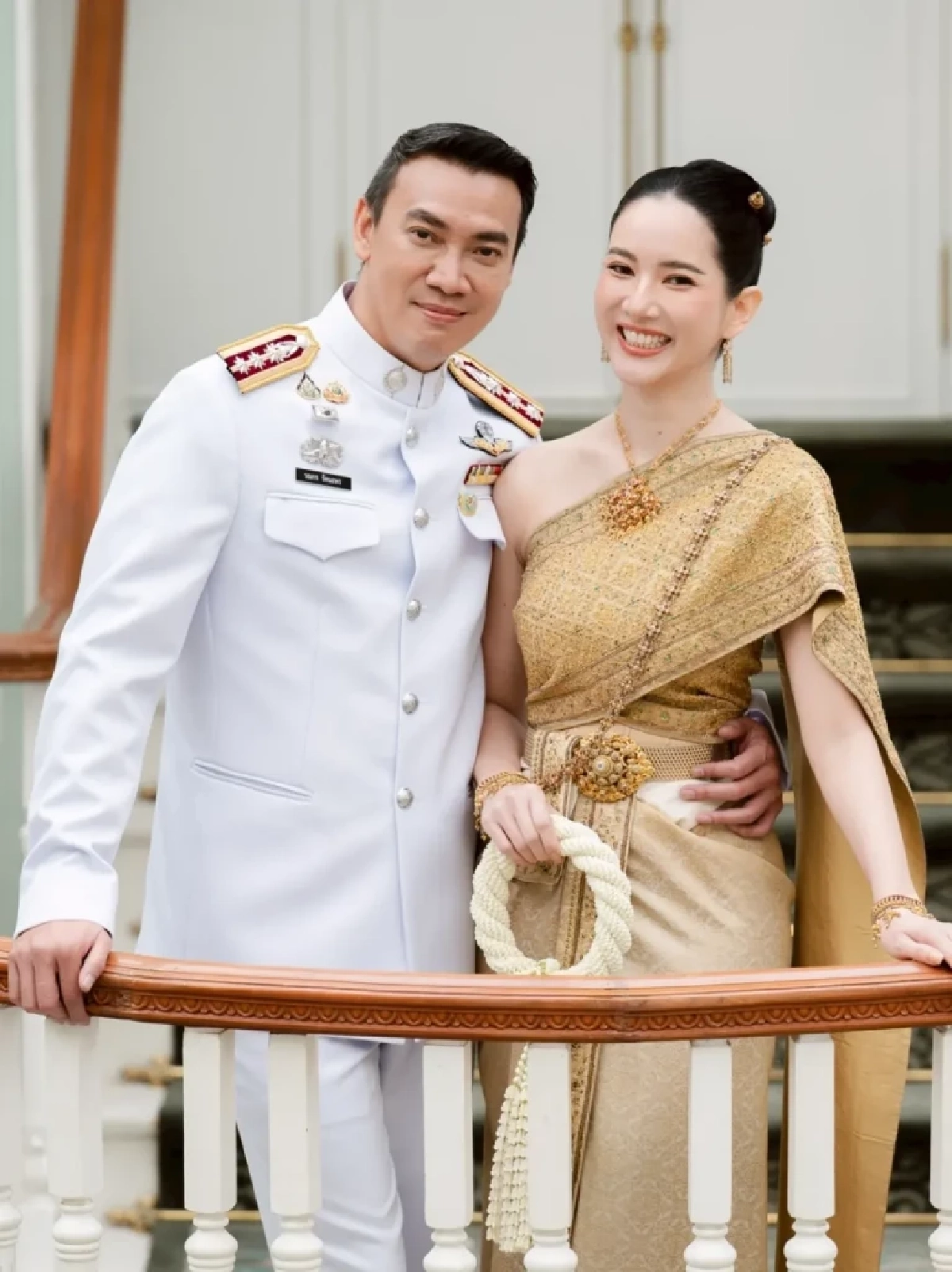 รู้จัก \"หมอเพื่อน กอบกุลยา\" เจ้าสาว \"หมวดอ๋อ\" สวยมาก แถมดีกรีไม่ธรรมดา