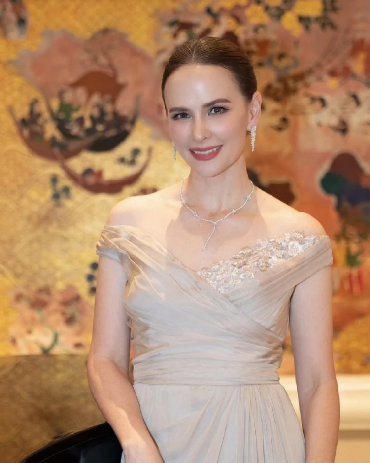 \'แอน อลิชา\'โพสต์แล้วลบ หลัง\'นานา ไรบีนา\'รับคือ \'ดารา น.\' ปม 400 ล้าน