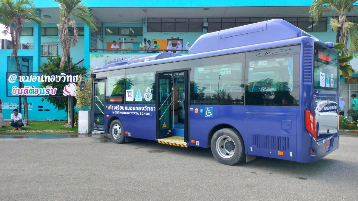 \"น้องป้อม\" นักเตะหมอนทองวิทยา สุดปลื้ม! ได้รับเค้กวันเกิดครั้งแรกในชีวิต