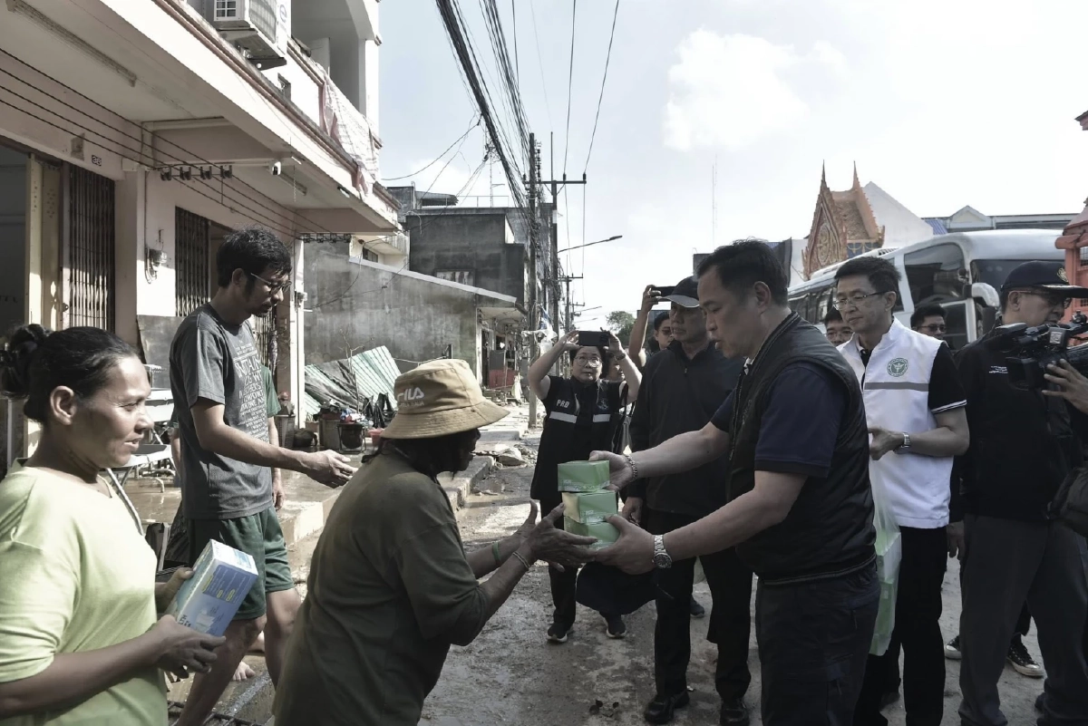 "อนุทิน" ลงพื้นที่หาดใหญ่อีกครั้ง ติดตามสถานการณ์ แผนฟื้นฟู