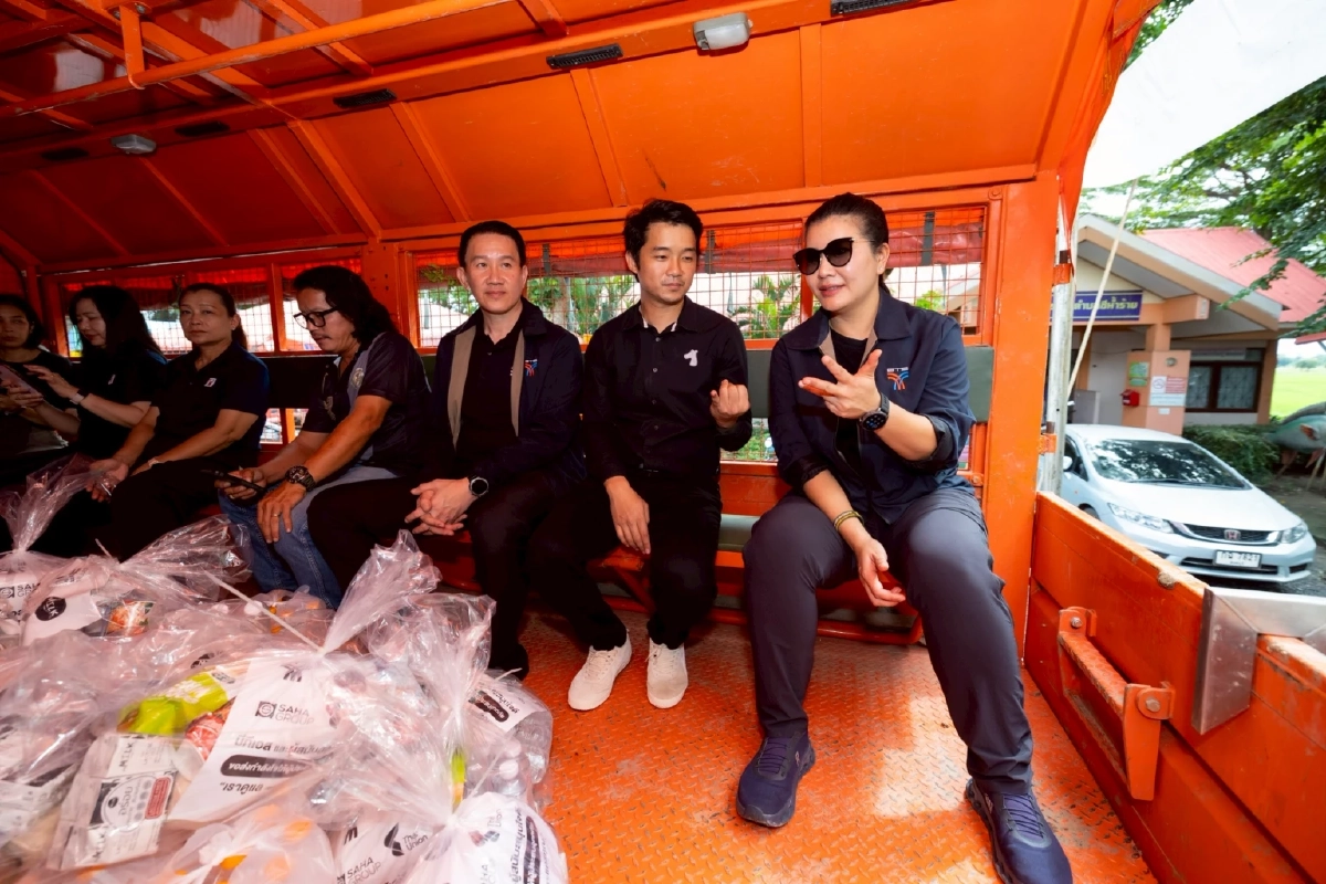 "บีทีเอส-พันธมิตร" มอบถุงยังชีพ 2,000 ชุด บรรเทาผลกระทบน้ำท่วม จ.สิงห์บุรี