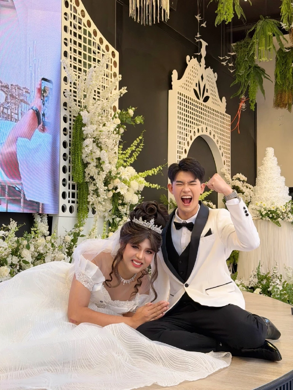 จบนะ "แพรรี่ ไพรวัลย์" เฉลยแล้ว หลังโพสต์วิวาห์หวาน กับแฟนหนุ่ม