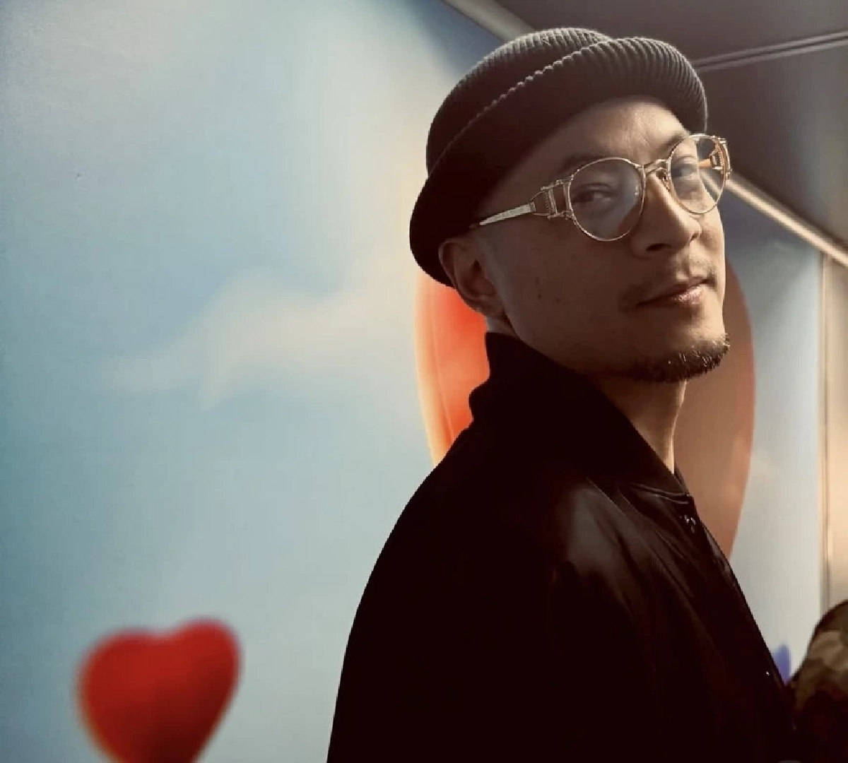 จับตาความสัมพันธ์  \"เวย์- นานา\" หลังสารภาพเป็นหนี้ 400 ล้าน โพสต์ล่าสุดส่อแววระอุ