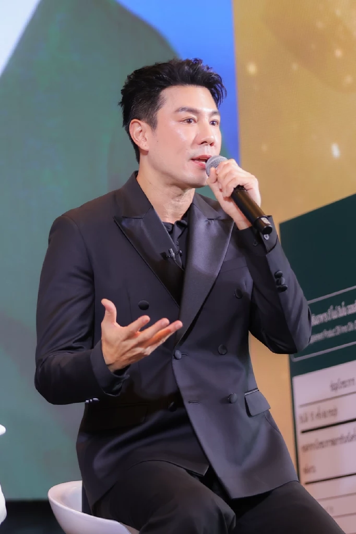 “โดม ปกรณ์ ลัม” ผันตัวสุดปัง! เปิดตัวธุรกิจสุขภาพ พลิกวงการสมุนไพรไทย