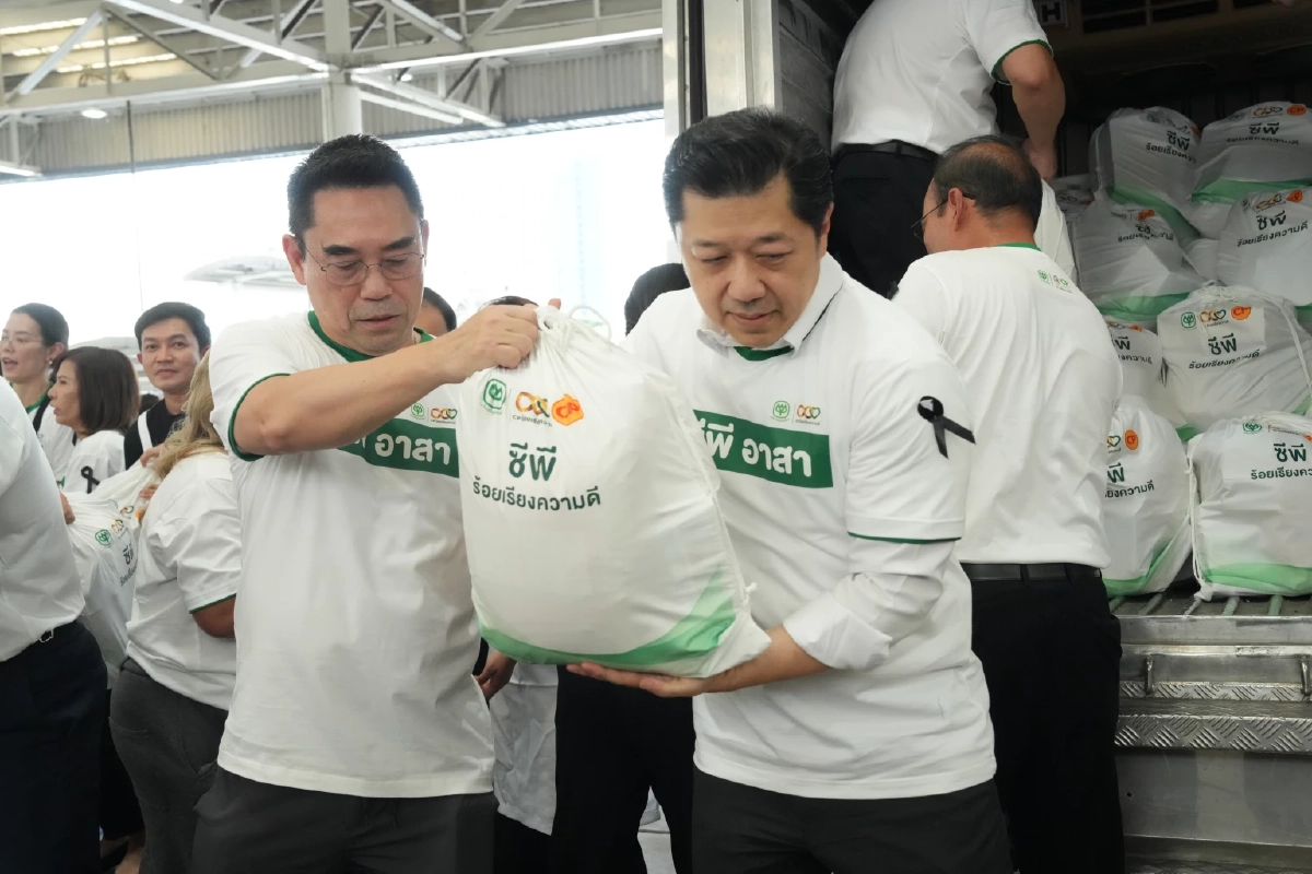 ซีอีโอเครือซีพีนำทัพ! ส่งไข่ 3 แสนฟอง-ถุงกำลังใจ 2,000 ถุง ช่วยน้ำท่วมภาคใต้