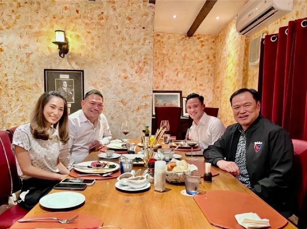 เปิดสัมพันธ์ 2 ตระกูลใหญ่ นายกฯ "อนุทิน" กับ "เอ๋ ชนม์สวัสดิ์" เมื่อ "เป๊ก - เพลง" เลิกรากัน