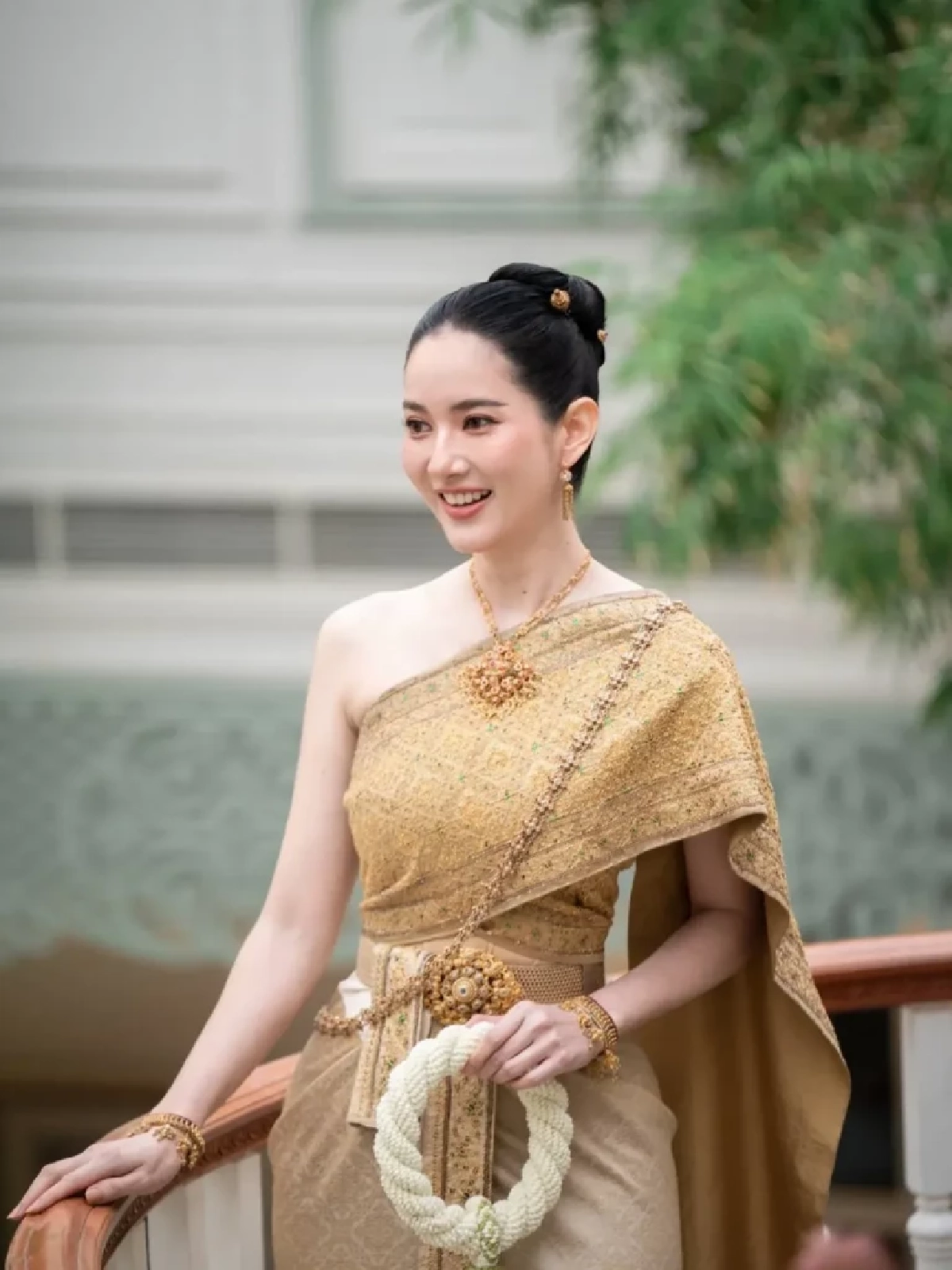 รู้จัก \"หมอเพื่อน กอบกุลยา\" เจ้าสาว \"หมวดอ๋อ\" สวยมาก แถมดีกรีไม่ธรรมดา