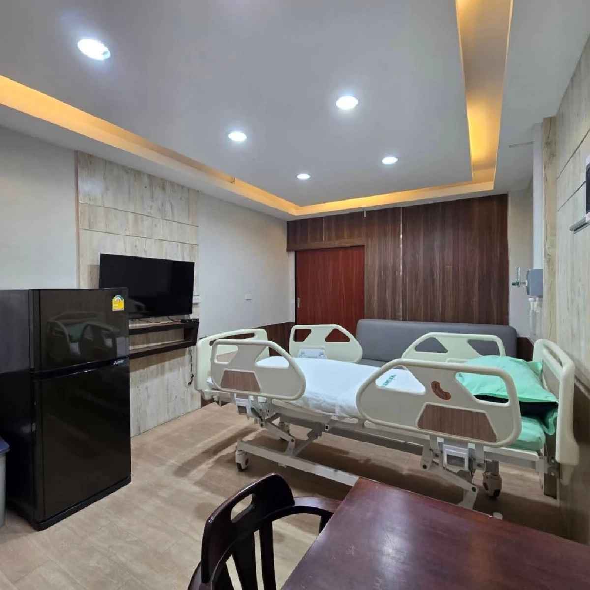 รพ.ด่านมะขามเตี้ย ปรับโฉมหอผู้ป่วย ให้รพ.รัฐ มีศักดิ์ศรีมากขึ้น