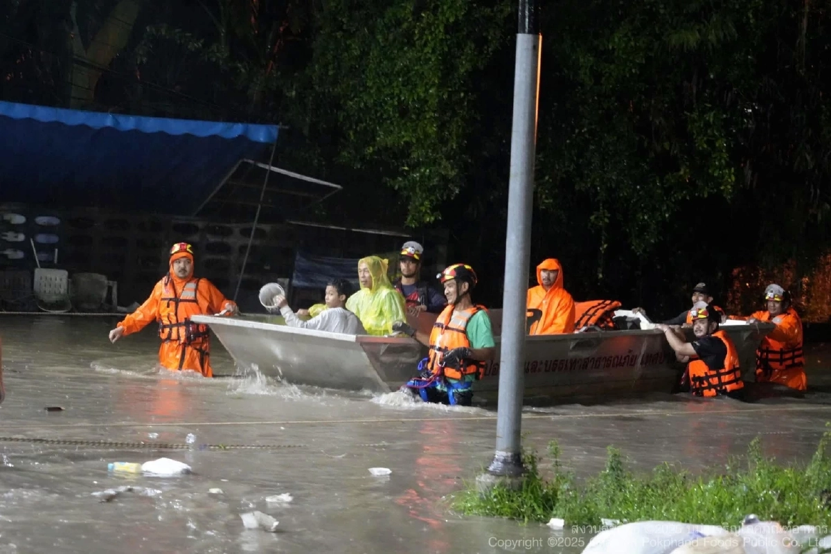 ซีพีอาสา รวมพลังช่วยน้ำท่วมใต้: อาหาร–เน็ตฟรี–ทีมภาคสนามครบ