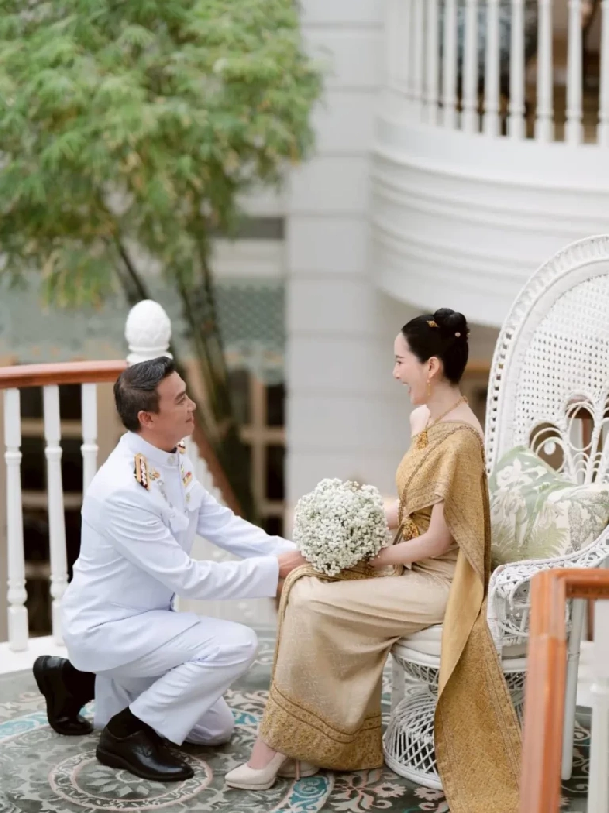 รู้จัก \"หมอเพื่อน กอบกุลยา\" เจ้าสาว \"หมวดอ๋อ\" สวยมาก แถมดีกรีไม่ธรรมดา