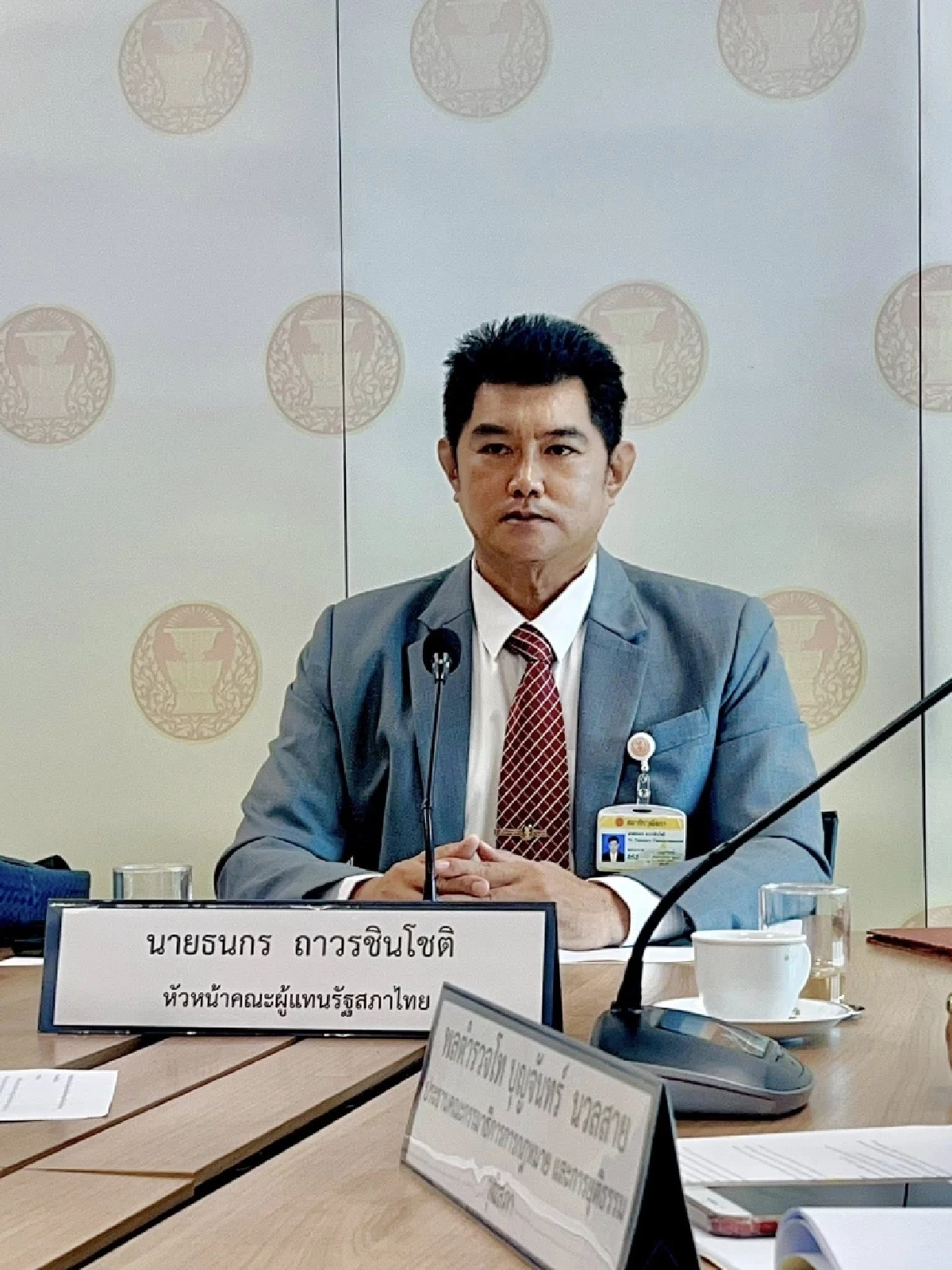 นายธนกร ถาวรชินโชติ สมาชิกวุฒิสภา 