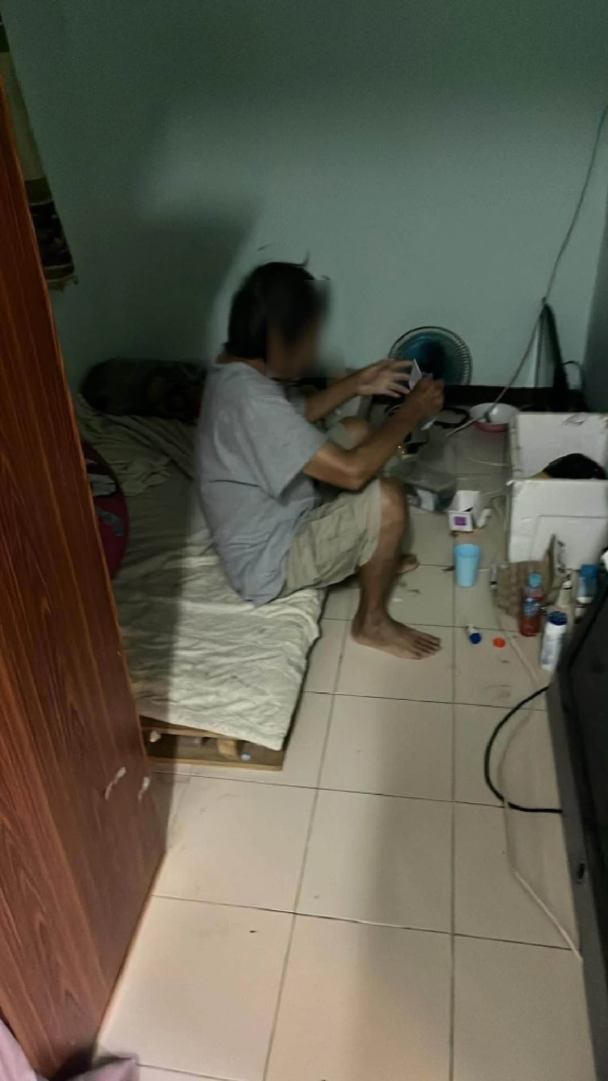 ชีวิตบีบหัวใจ! หนุ่มติดทหารเกณฑ์ ห่วงพ่อป่วยโรคไต ไร้คนดูแล