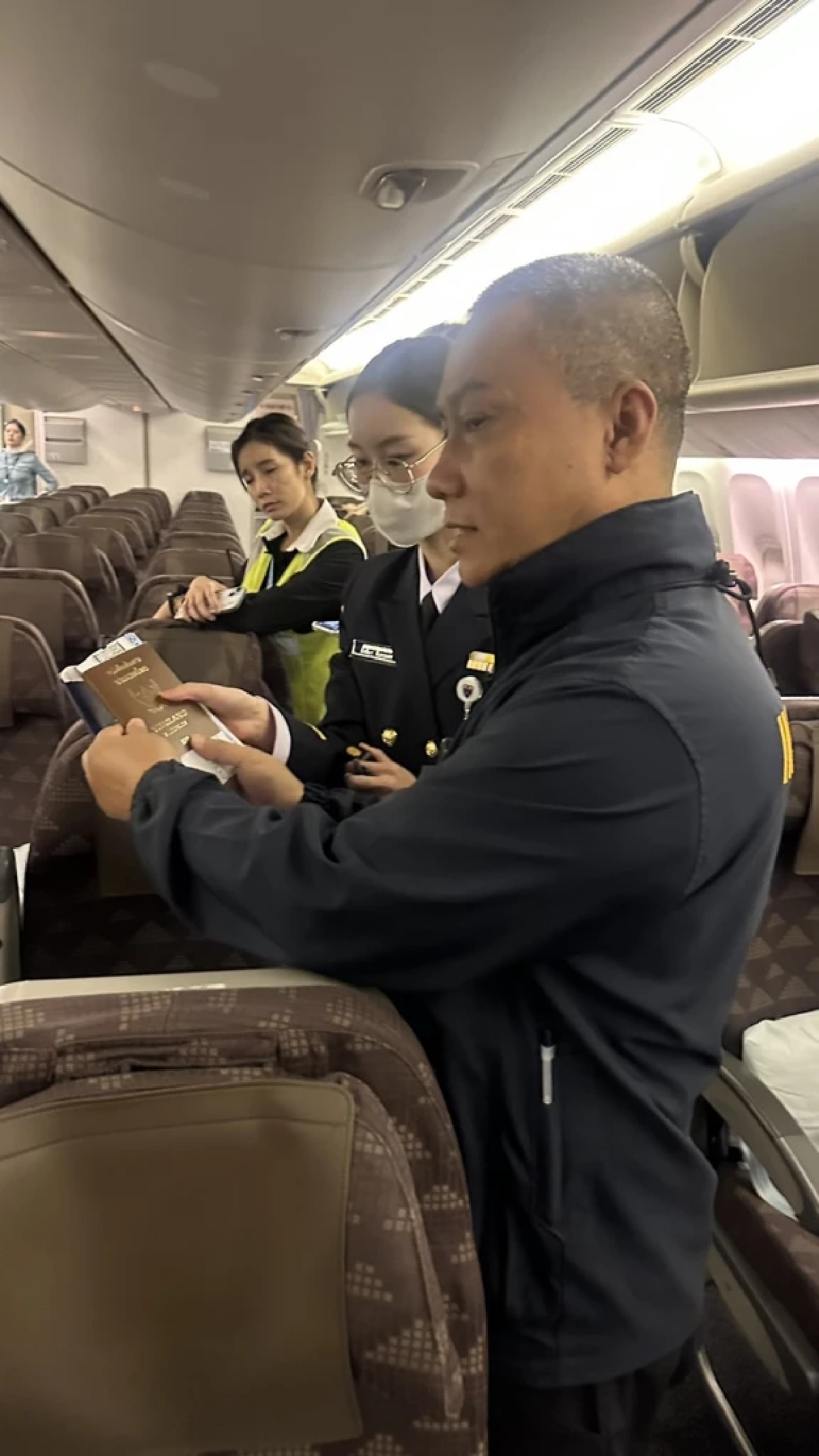 กลับถึงไทยแล้ว นศ.ป่วยโคม่า หลัง ม.ชอนนัม - อียองแอ บริจาคช่วยเหลือ