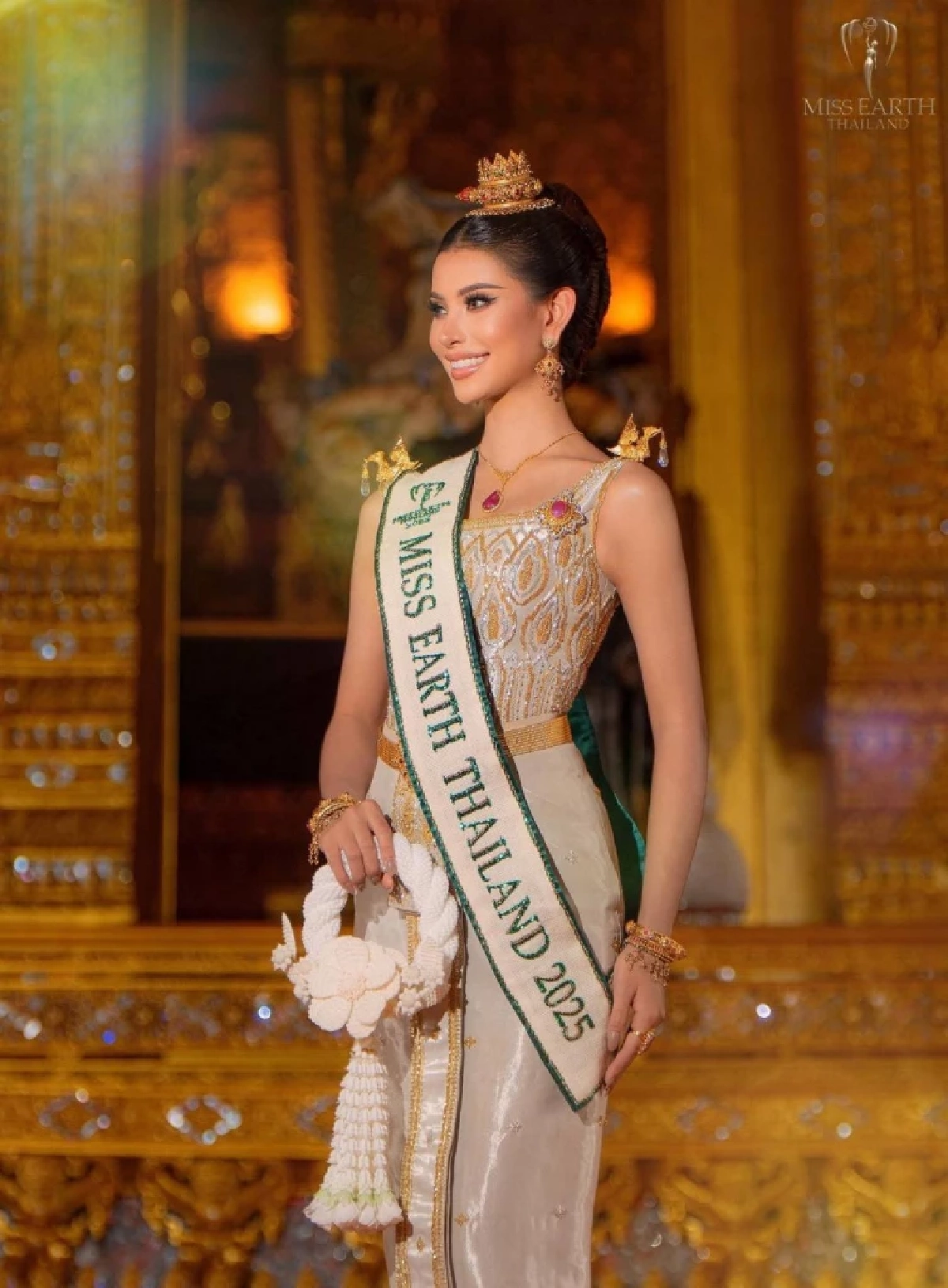 ชมสด การประกวด Miss Earth 2025 รอบตัดสิน เชียร์ \"น้ำเหนือ วารี\" ลุ้นมง