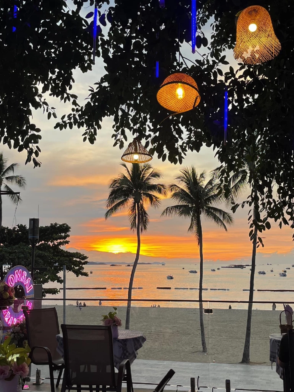 ชี้เป้า 6 จุดชมพลุสุดโรแมนติก Pattaya International Fireworks Festival 2025 “เทศกาลพลุนานาชาติเมืองพัทยา แสงแห่งความจงรักภักดี สถิตในใจนิรันดร์”