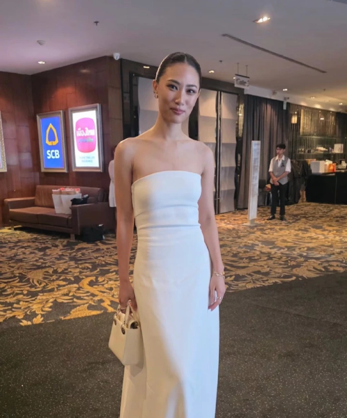 \"เพลง ชนม์ทิดา\" ส่งยิ้มหวานบอกสื่อ \"ว่างแล้ว\" ส่วนสถานะหัวใจกับ \"เป๊ก เศรณี\" ยังไม่มีตำตอบ?