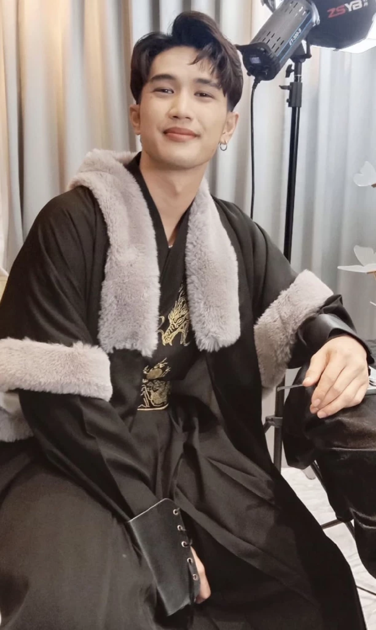 "ไฮโซน้ำหวาน" ปรี๊ดแตก! ตัดขาดคนใกล้ชิด "บอส เอวหวาน" สั่งยกเลิกสัญญาทันที