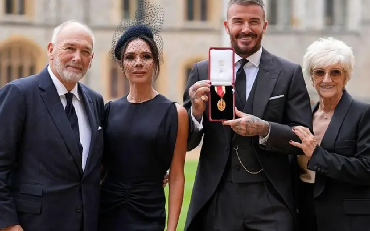 ขึ้นแท่นอัศวินลูกหนัง \"เซอร์ เดวิด เบ็คแฮม\" รับพระราชทานยศอัศวินอย่างเป็นทางการ