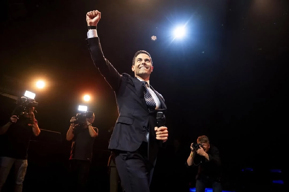 สมาร์ท \"ร็อบ เจตเทน\" ขึ้นแท่นนายกรัฐมนตรีเนเธอร์แลนด์ ประวัติศาสตร์หน้าใหม่