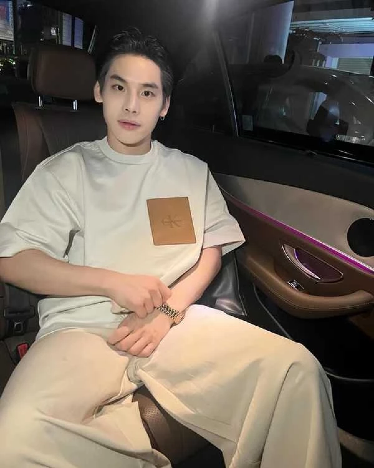 เปิดประวัติรู้จัก "ทิว นรรัตน์" ทายาทยาดมโบว์แดง นักธุรกิจรุ่นใหม่ไฟแรง