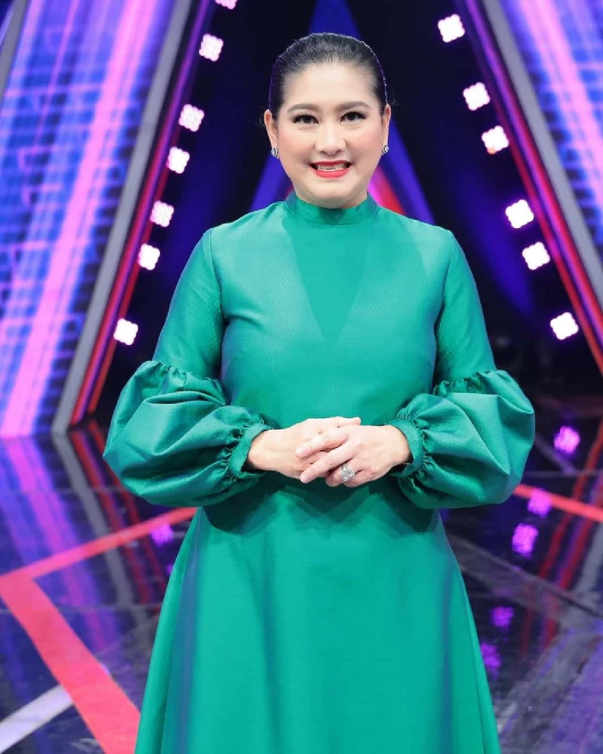 สรุปดราม่าเดือด! JKN ออกแถลงโต้ TPN ปม “แนท อนิพรณ์” ไม่ได้รับค่าจ้างพรีเซนเตอร์