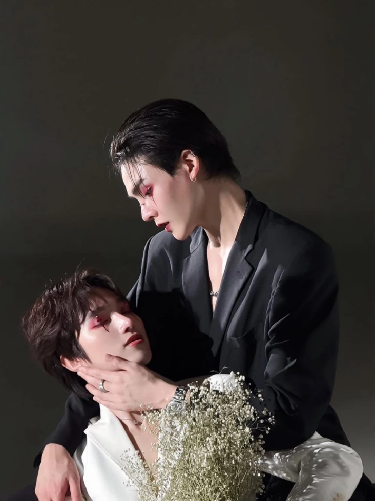 รู้จัก'ธีม ภูเบศ'ลูกรักอีกคนของบ้าน 'Mflow'หล่อทะลุกระแสจนกรี๊ด