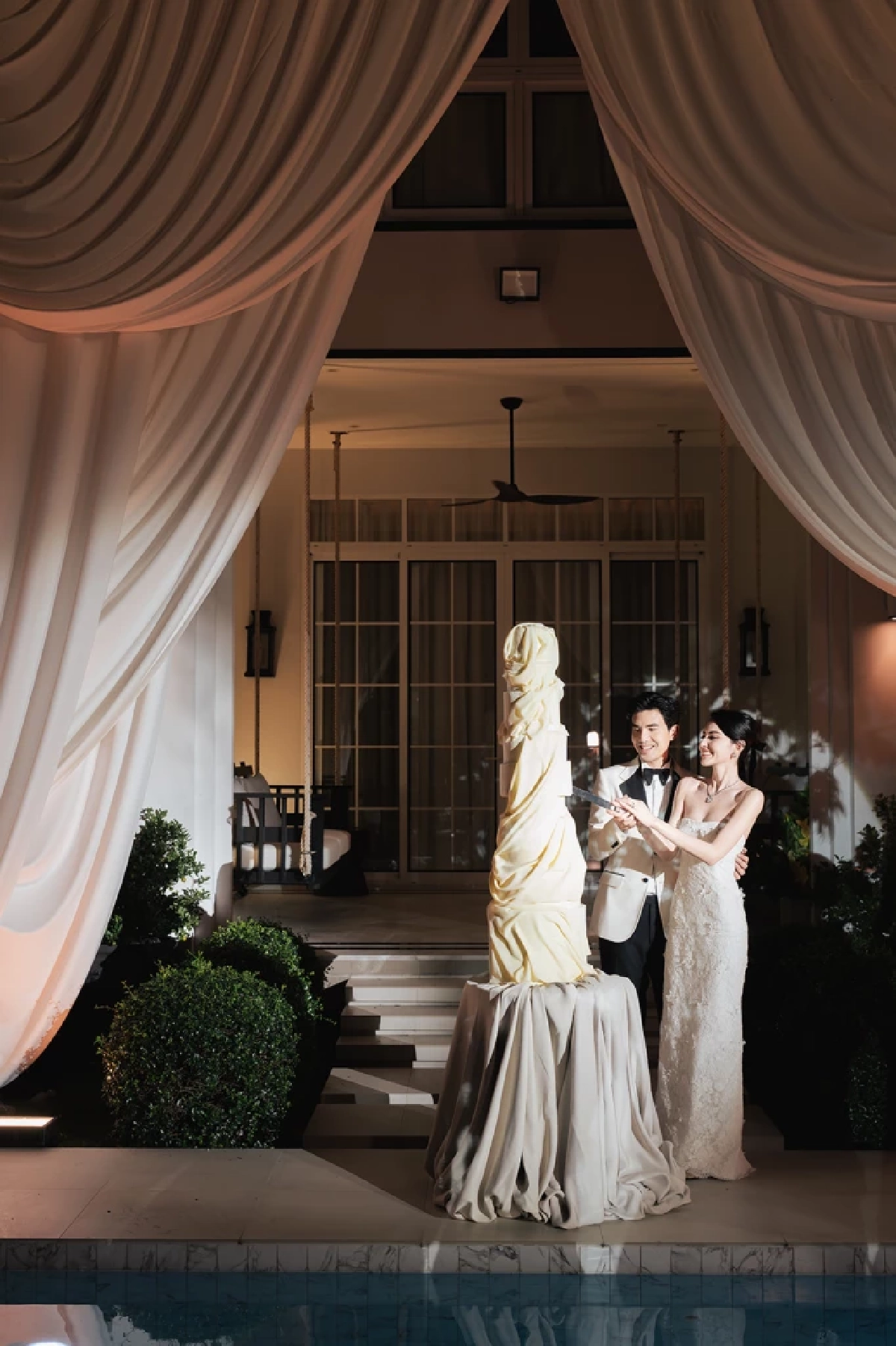 สวยแพง อลังการ เปิดรายละเอียดชุดแต่งงาน และสถานที่ \"ใหม่ ดาวิกา - เต๋อ ฉันทวิชช์\"