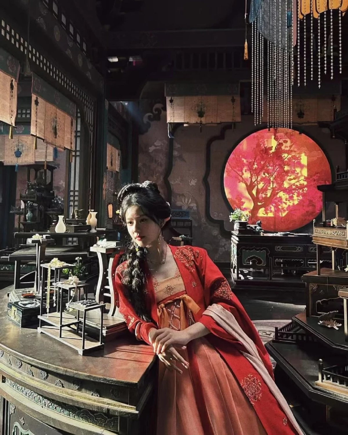 ปลดแอก \'นางเอกดัง\' หลุดสัญญาทาส 400 ล้าน เส้นทางใหม่สุดปัง