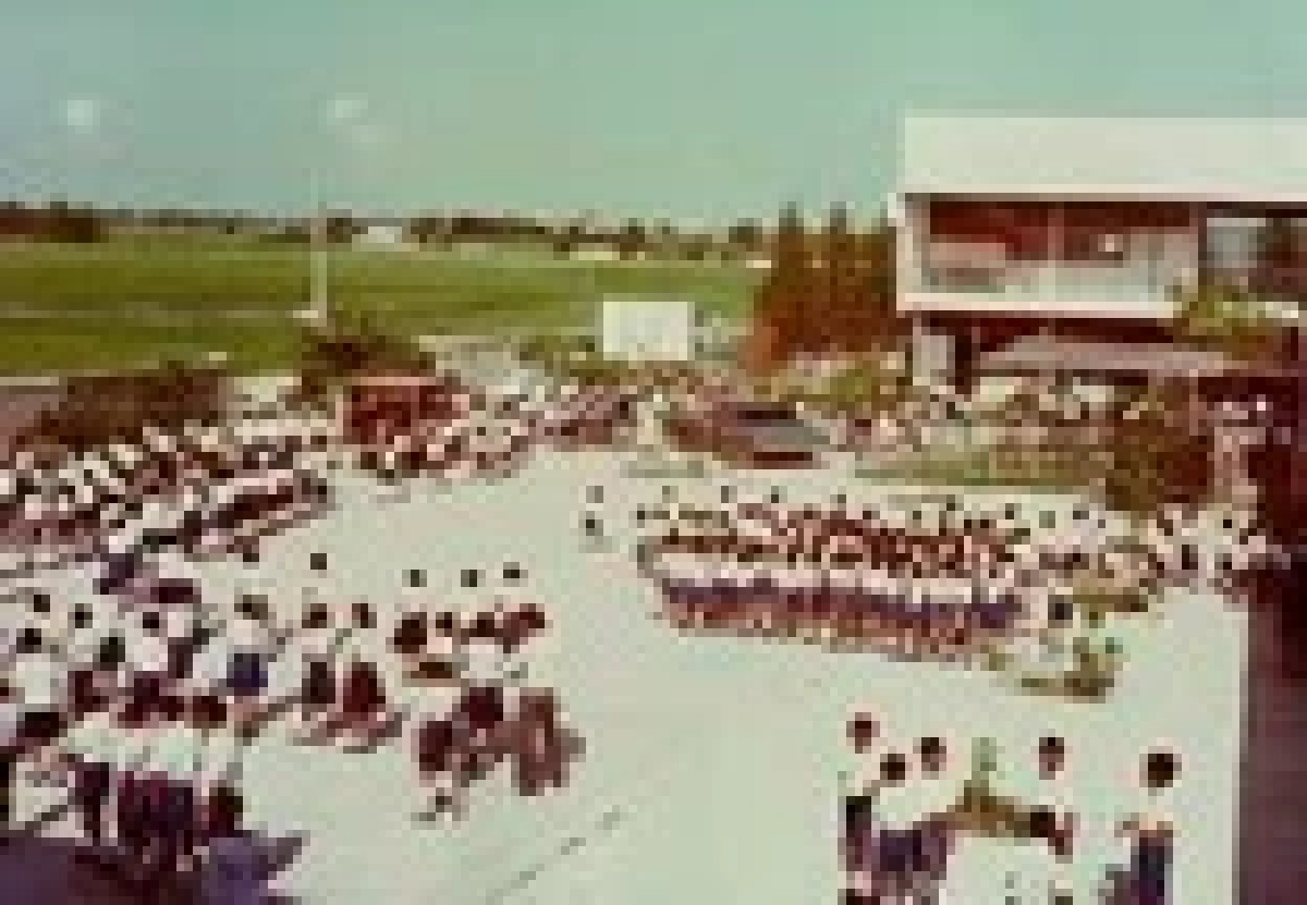 เปิดประวัติ \"โรงเรียนอุดมศึกษาลาดพร้าว\" หรือ อ.ด.พ. หลังประกาศปิดกิจการ